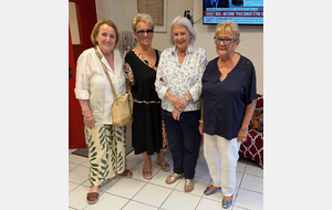 Championnes du Comité en Performance Dames par quatre : Brigitte  GALIANA -  Maria Teresa SANCHEZ DE LA CUESTA -  Viviane SERANO - Monique PONTIER